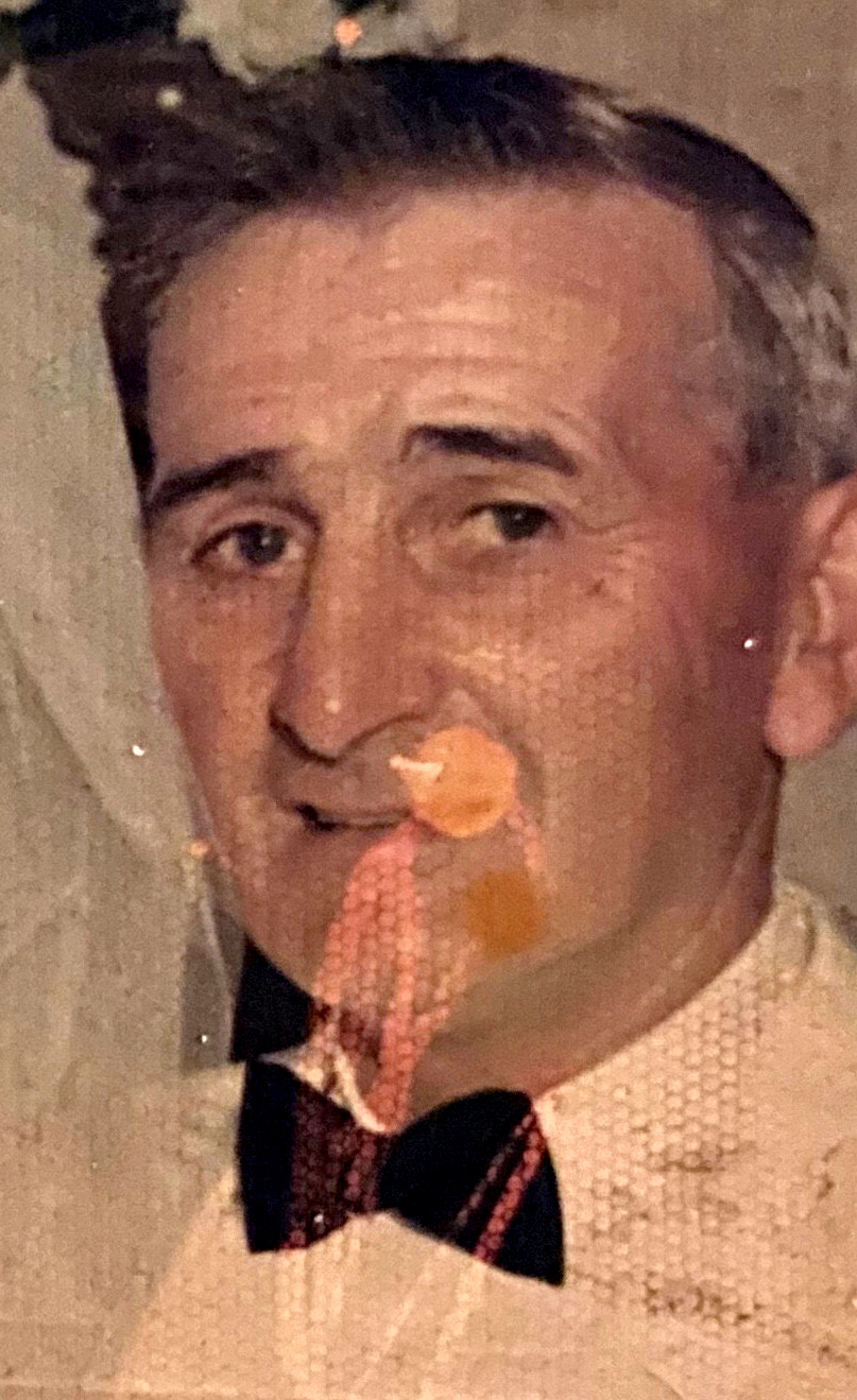 Photo of photos/Alexander Anderson McLennan wedding portrait 1948